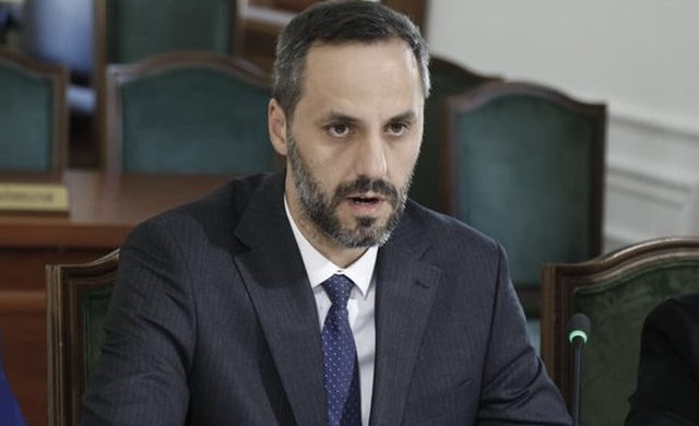 Der GJKK-Richter kritisierte die Änderungen des Strafgesetzbuches/ Lamallari: Zeigen Sie Ihre politischen Überzeugungen nicht...